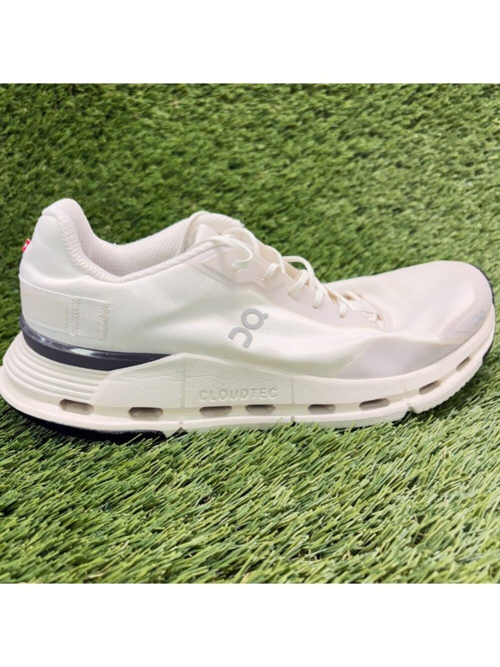 On Cloudnova Form Womens Size 9 Ivory Athletic Running Walking Shoes Sneakers